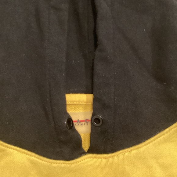 BLACK PYRAMID HOODIE - Picture 5 of 8